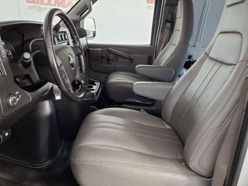 Used 2021 Chevrolet Express 2500 Extended w/ Driver Convenience Package image 22