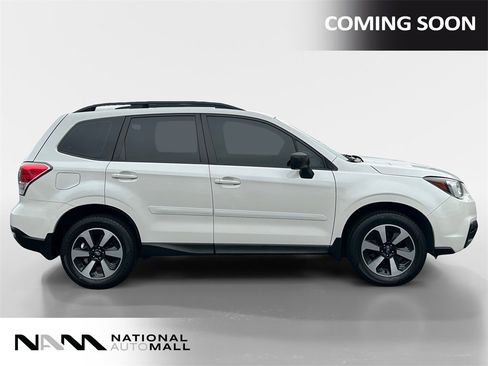 Used 2018 Subaru Forester 2.5i w/ Alloy Wheel Package image 6