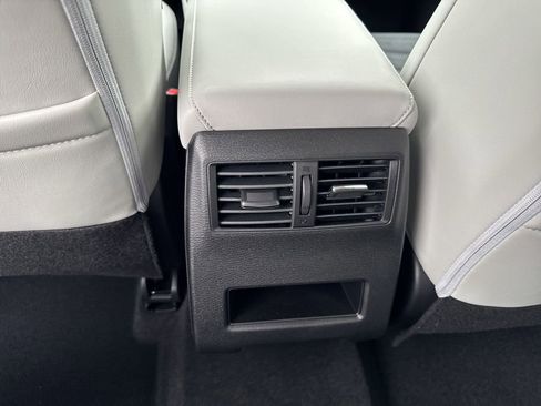 New 2026 Mitsubishi Outlander SE FWD image 28