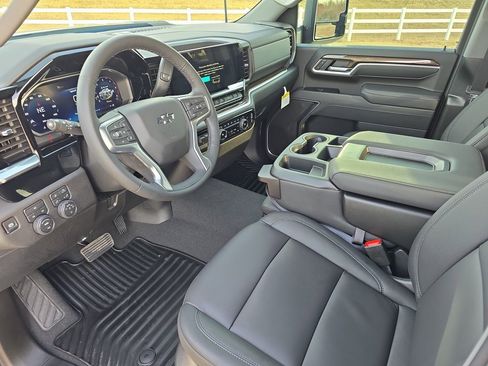 New 2026 Chevrolet Silverado 2500 LT w/ Trail Boss Package image 16