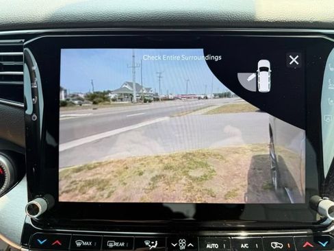 Used 2025 Jeep Wagoneer Series III w/ Premium Group I AWD/4WD image 35