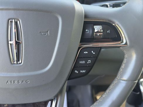 Used 2018 Lincoln Navigator Reserve w/ Technology Package AWD/4WD image 20