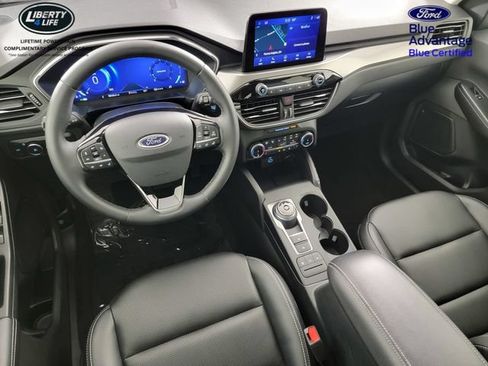 Certified 2022 Ford Escape Titanium w/ Class II Trailer Tow Package AWD/4WD image 32