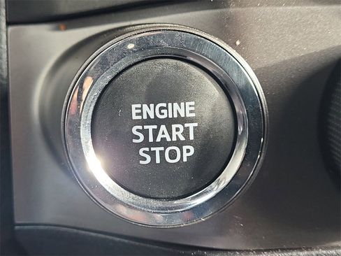 Used 2023 Toyota Tacoma SR5 w/ Technology Package image 32