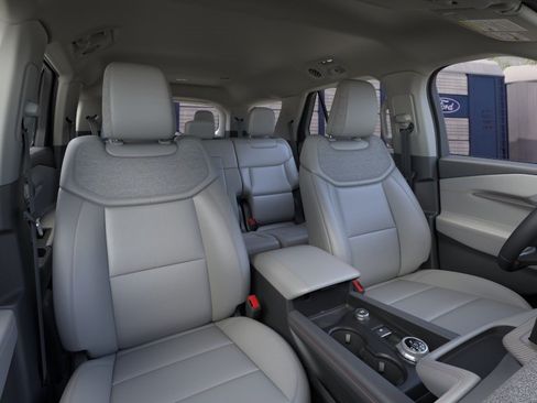 New 2026 Ford Explorer Active w/ Active Comfort Package RWD image 11