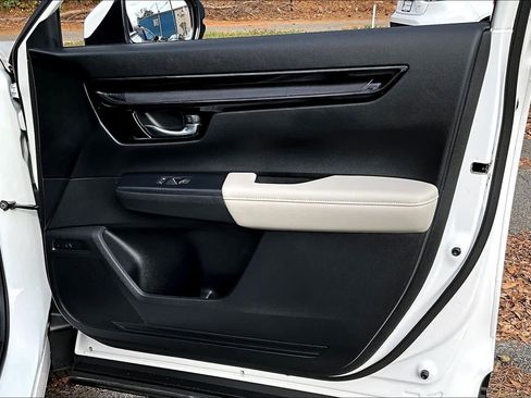 Used 2025 Honda CR-V EX-L image 21