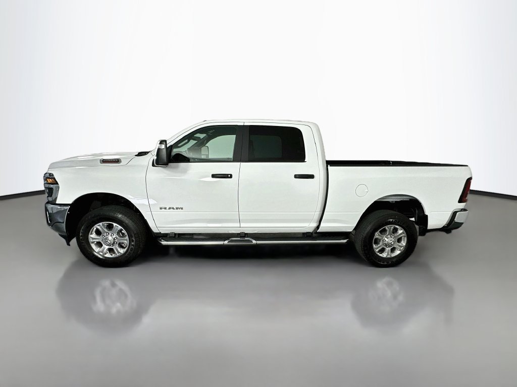 Used 2026 RAM 2500 Big Horn AWD/4WD image 4