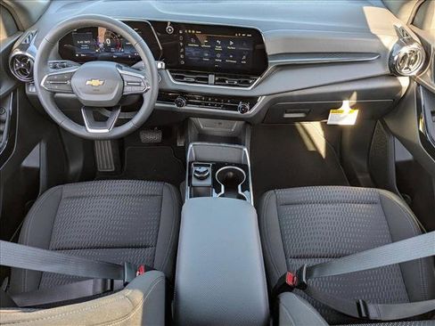 New 2026 Chevrolet Equinox LT w/ Safety and Technology Package image 14