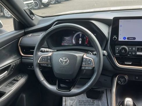 Used 2024 Toyota Grand Highlander AWD Hybrid image 21