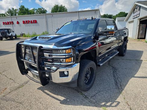 Used 2017 Chevrolet Silverado 2500 LTZ w/ Duramax Plus Package AWD/4WD image 4