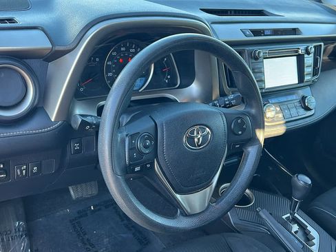 Used 2014 Toyota RAV4 XLE image 10