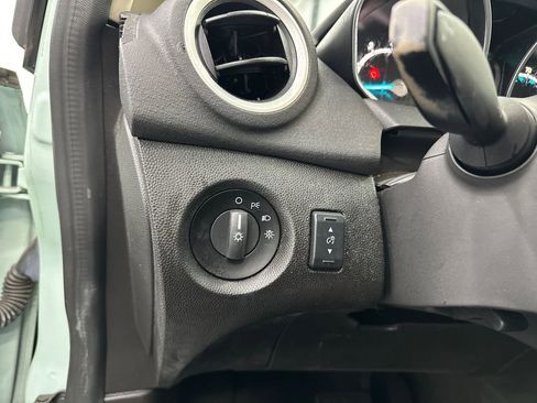 Used 2019 Ford Fiesta SE FWD image 28