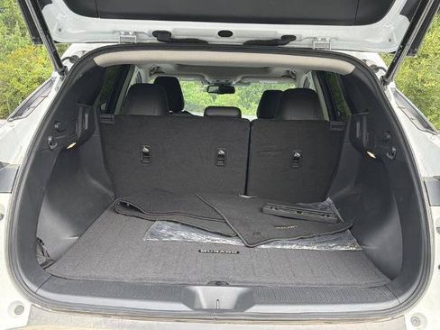 Certified 2025 Nissan Murano SL AWD/4WD image 29