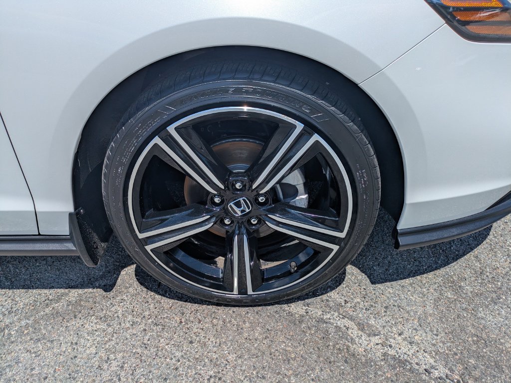 Used 2026 Honda Accord SE image 11