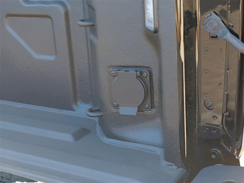 New 2025 GMC Sierra 3500 Denali Ultimate image 31