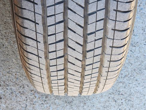 Used 2026 Toyota Sienna XLE image 19