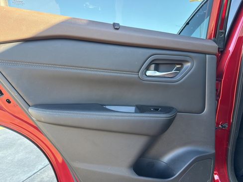 Certified 2023 Nissan Rogue SV w/ SV Premium Package image 20