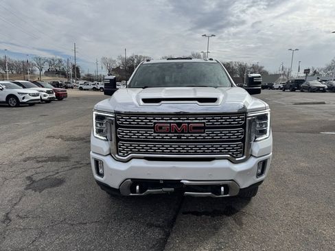 Used 2022 GMC Sierra 3500 Denali w/ Denali Ultimate Package image 2
