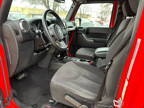 Used 2015 Jeep Wrangler Unlimited Sport w/ Quick Order Package 24S image 13