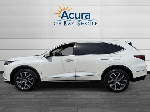 Certified 2023 Acura MDX SH-AWD w/ Technology Package image 4
