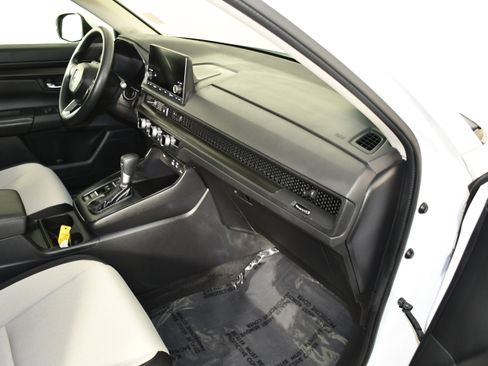 Certified 2024 Honda CR-V EX image 40