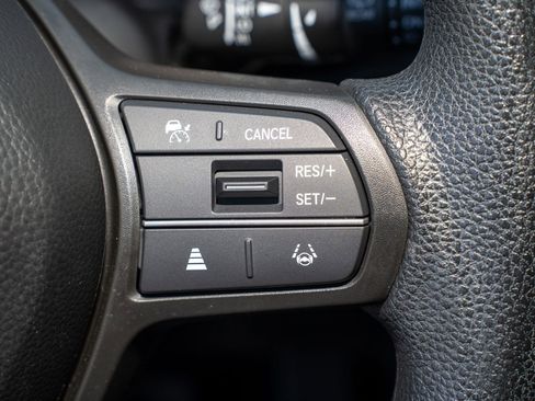 Certified 2025 Honda CR-V EX image 31