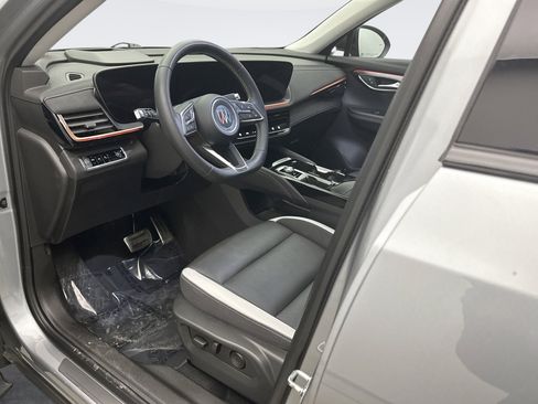 Used 2025 Buick Envision Sport Touring image 10