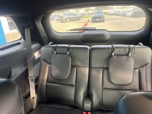 Used 2022 Ford Explorer ST-Line w/ Class IV Trailer Tow Package image 16