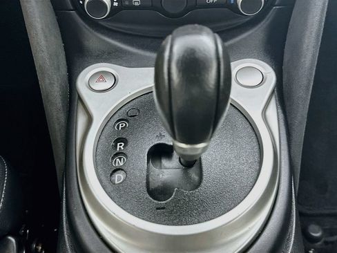 Used 2019 Nissan 370Z Touring RWD image 13