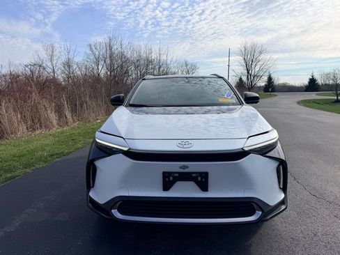 Used 2023 Toyota bZ4X Limited w/ Weather Package image 4