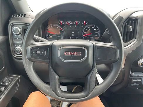 Used 2021 GMC Sierra 2500 4x4 Crew Cab w/ Convenience Package image 22