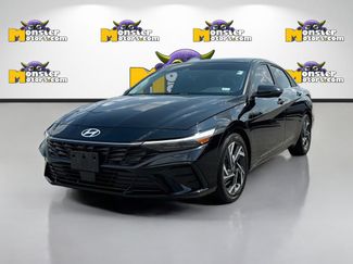 Used 2024 Hyundai Elantra Limited FWD video 1