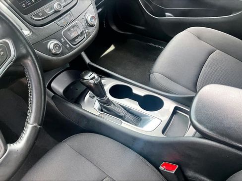 Used 2020 Chevrolet Malibu RS w/ LPO, Convenience Package 1 FWD image 17