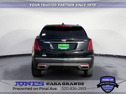 Used 2020 Cadillac XT5 Premium Luxury AWD/4WD image 4