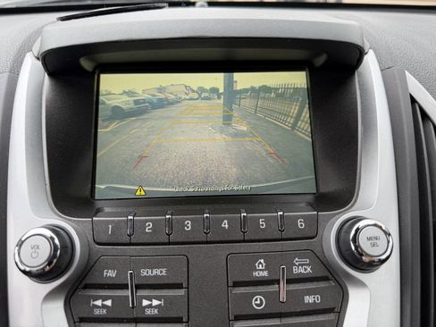 Used 2017 GMC Terrain SLE FWD image 17