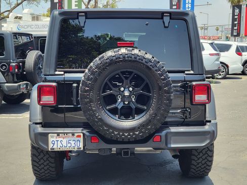 Used 2025 Jeep Wrangler Unlimited Sport AWD/4WD image 29