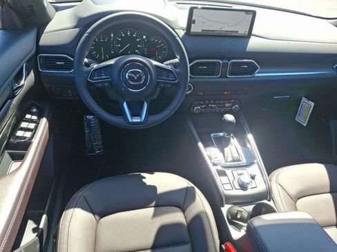 New 2025 MAZDA CX-5 Signature image 9
