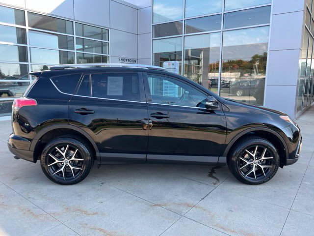 Used 2018 Toyota RAV4 SE w/ Power Extra Value Package AWD/4WD image 8