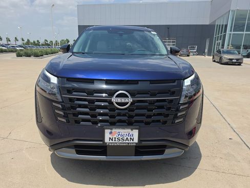 New 2026 Nissan Pathfinder SL FWD image 9
