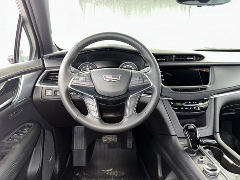 New 2026 Cadillac XT5 Premium Luxury w/ LPO, Floor Liner Package image 2