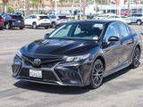 Used 2023 Toyota Camry SE image 3
