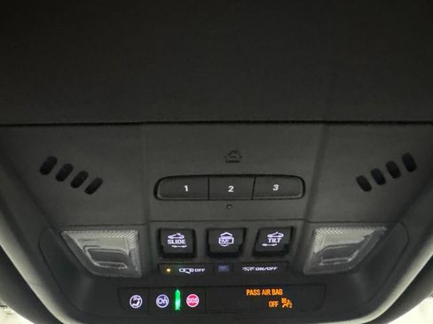 Used 2024 Buick Enclave Essence w/ Experience Buick Package AWD/4WD image 46