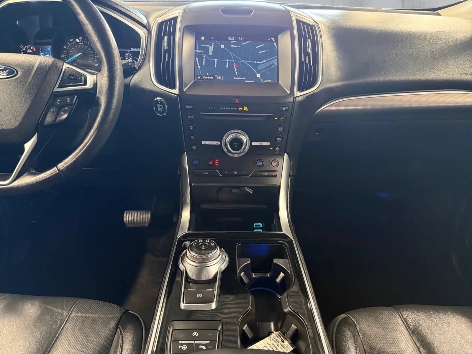 Used 2019 Ford Edge Titanium w/ Equipment Group 301A AWD/4WD image 22