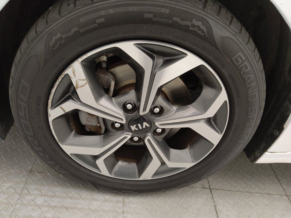 Used 2021 Kia Forte LXS FWD image 31
