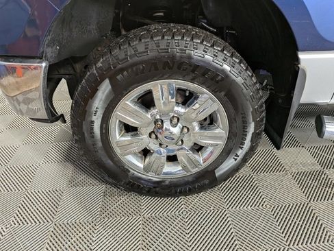 Used 2010 Ford F150 XLT image 32