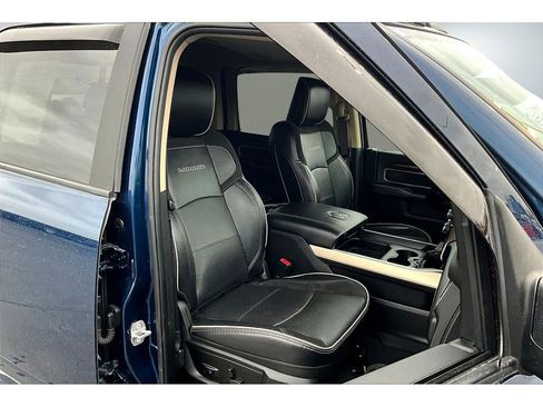 Used 2022 RAM 2500 Laramie image 30