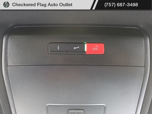 Used 2021 Volkswagen Atlas Cross Sport SEL Premium image 26