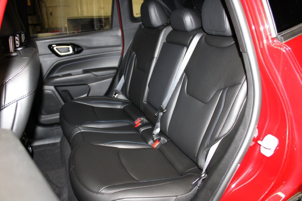 New 2026 Jeep Compass Limited AWD/4WD image 23