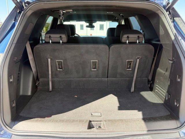 Used 2023 Chevrolet Traverse LT AWD/4WD image 6