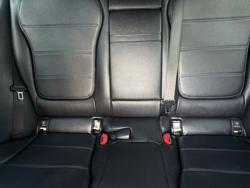 Used 2023 Mercedes-Benz C 300 4MATIC Sedan image 63